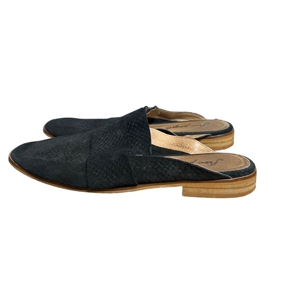 Free People At Ease Black Slip On Loafer Mule - Picture 3 of 4